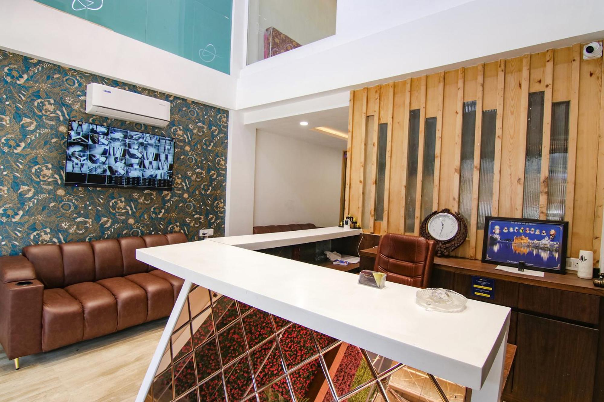 Fabhotel Prism Grand Zirakpur Luaran gambar