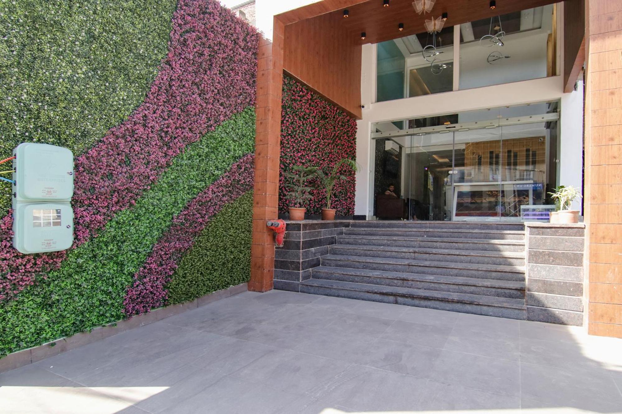 Fabhotel Prism Grand Zirakpur Luaran gambar