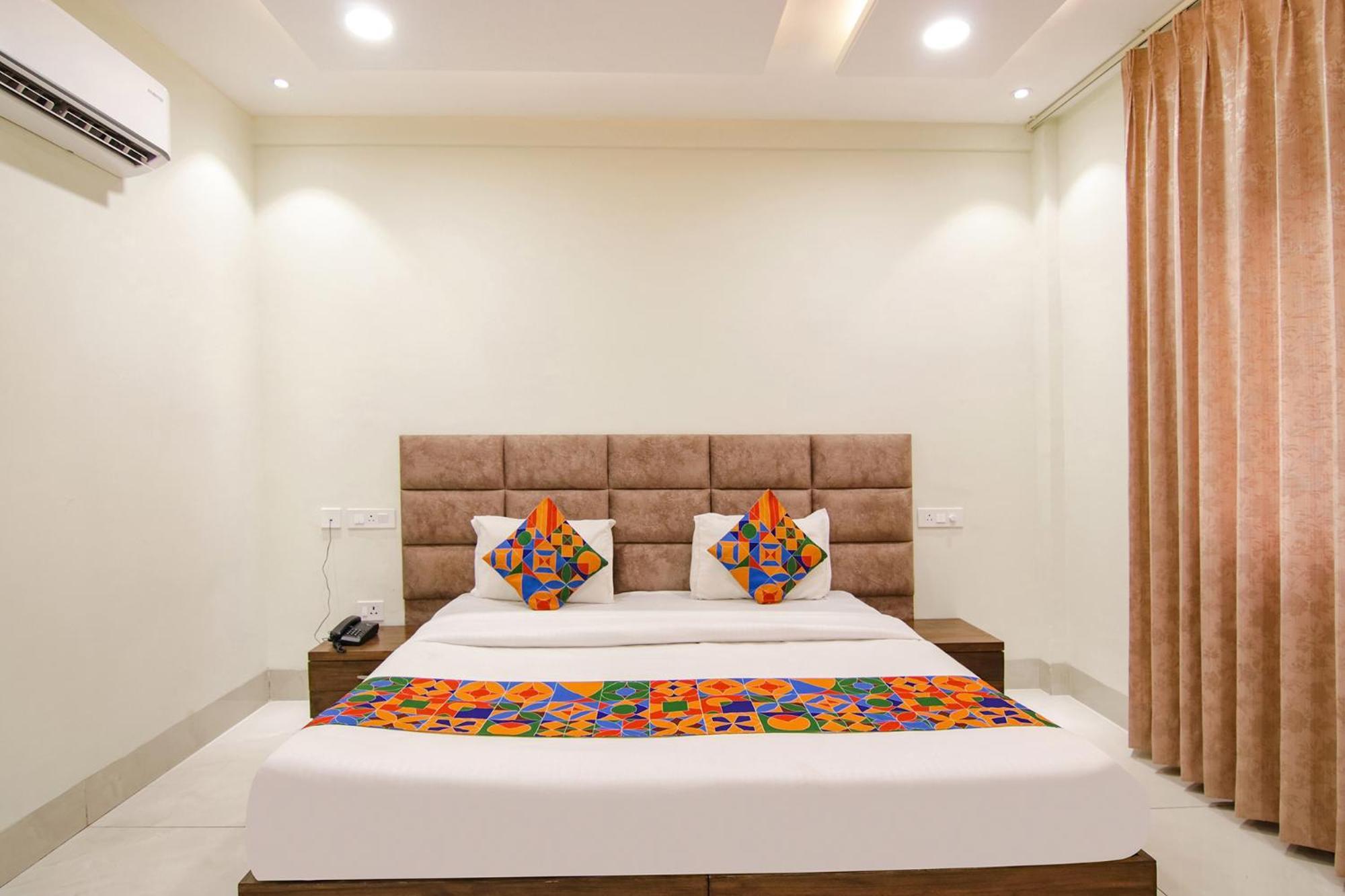Fabhotel Prism Grand Zirakpur Luaran gambar