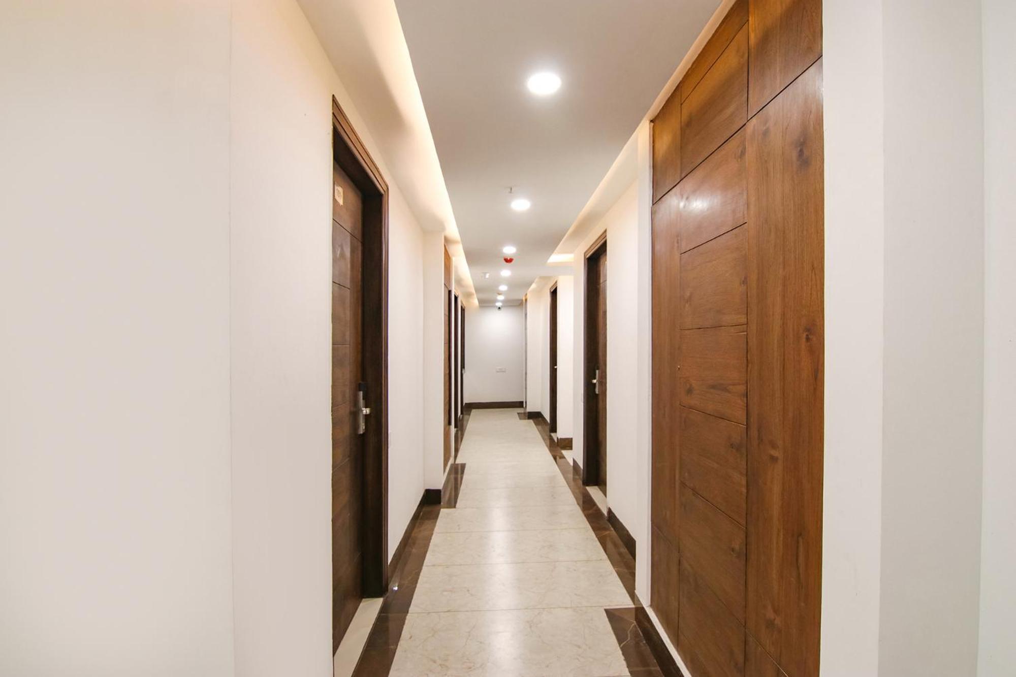 Fabhotel Prism Grand Zirakpur Luaran gambar